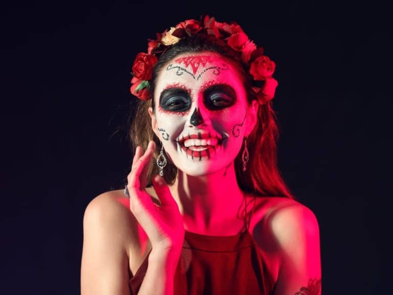 How to Celebrate the Day of the Dead