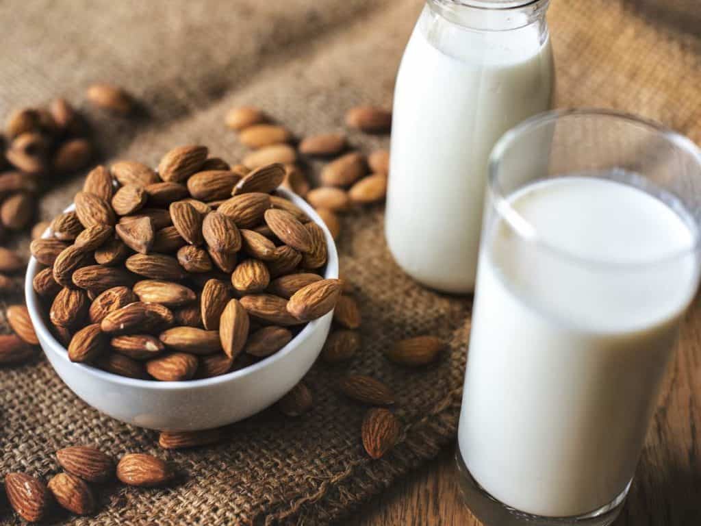 lactose free almond milk