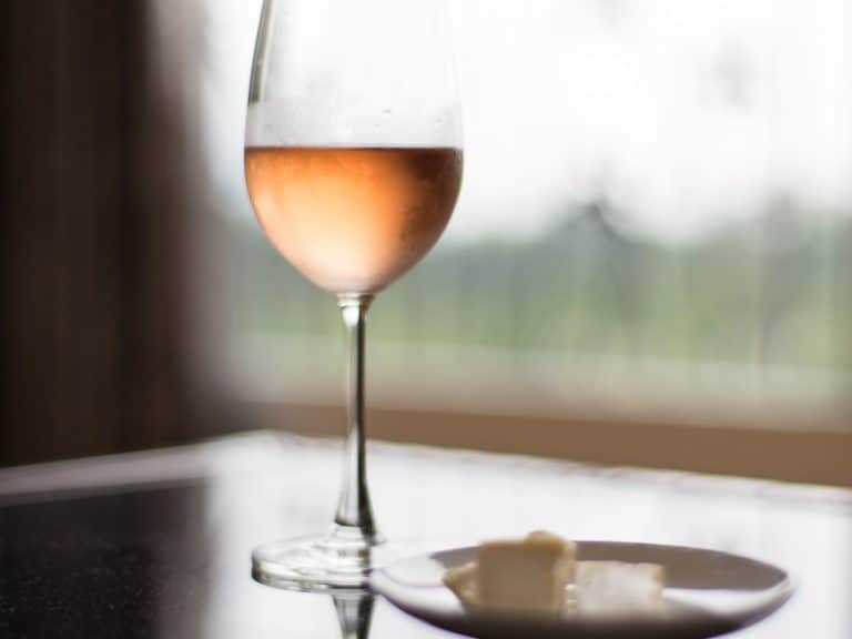 Want to Make Rosé Wine Taste Better? Try These 9 Things