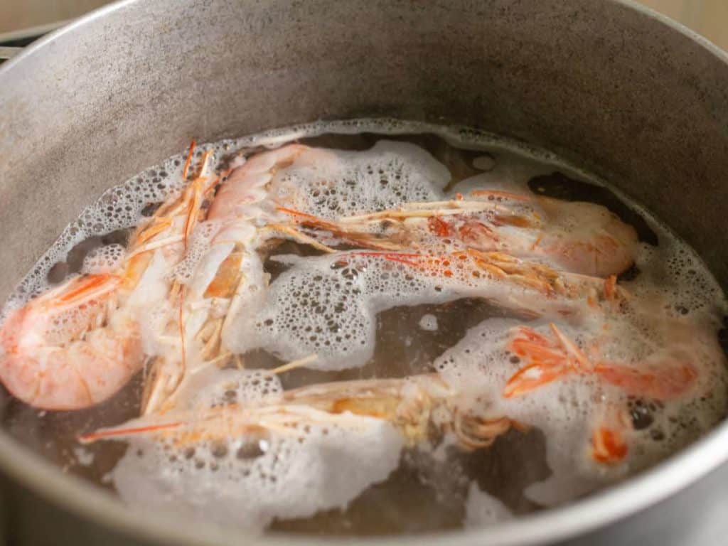 boiling shrimp