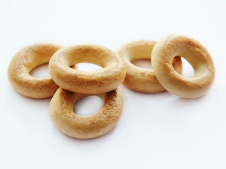 How To Defrost A Bagel Quickly? Easy Hacks