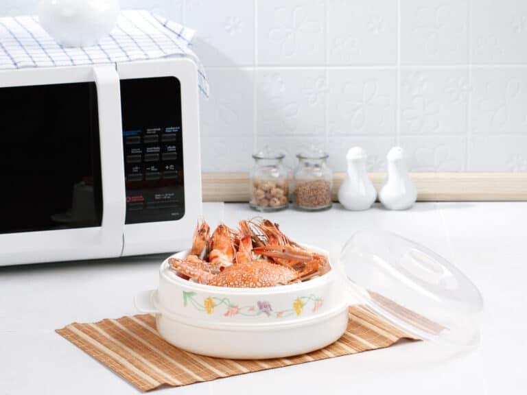 Here’s the Right Way to Microwave Shrimp